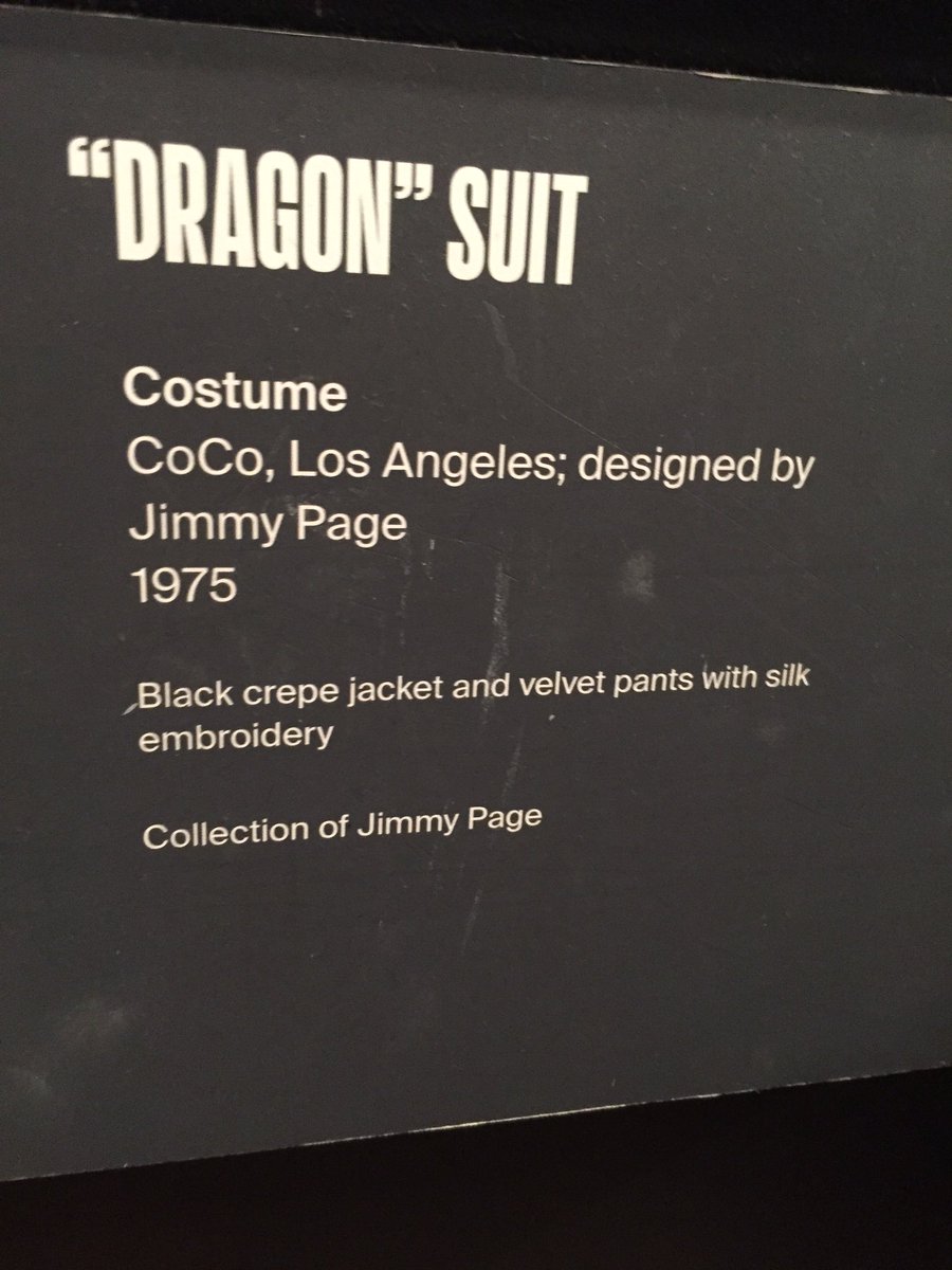 Jimmy Page from Led Zeppelin guitar 🎸 and Dragon suit 🐲on display ❤️❤️ @metmuseum #MetRockandRoll @ledzeppelin @JimmyPage