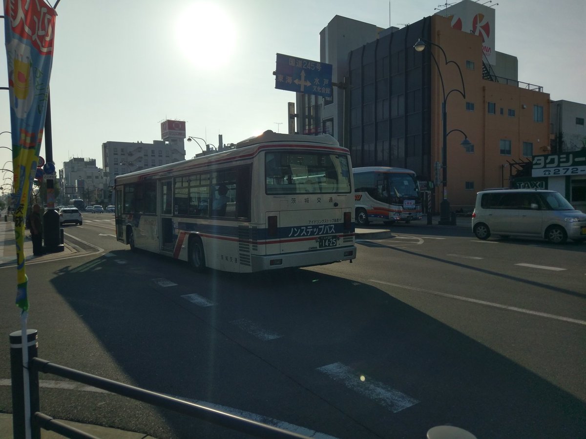 Kazuya 10 2 水 勝田駅東口にて 茨城交通バス水戸0か1425 勝田 日製工場 佐和工場 行き 朝のラッシュ時に勝田駅から日製工場便も出ています