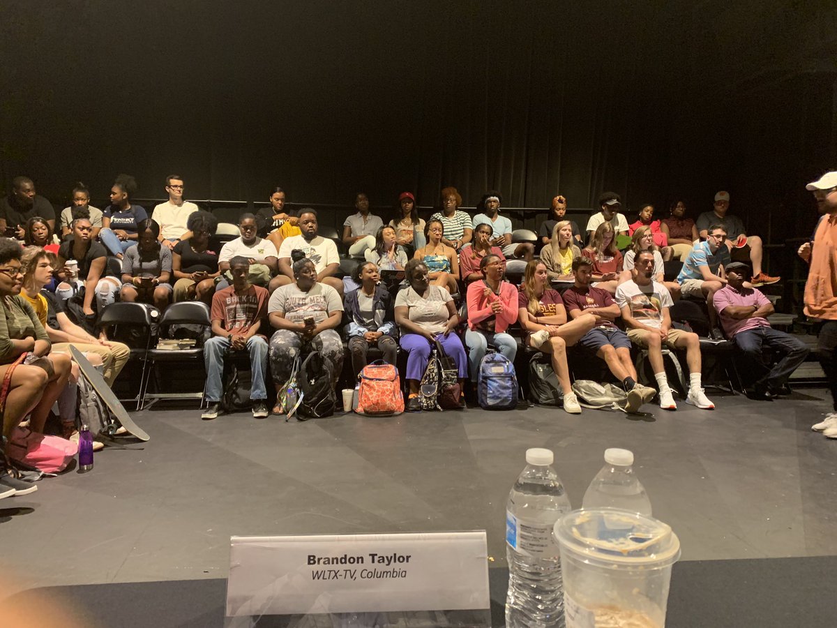 Brandon_Newsie's tweet photo. It was great being back at @winthropu for #WUMCOMWeek. I took part in the @MCOMEagles alumni panel. @RyanMelvin2 and I have come a mighty long way. #WLTX https://t.co/oydTPBuvz2