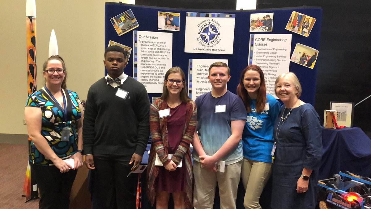 LCB_Engineering's tweet image. We are ready to share the engineering program with the division’s 8th graders @lcbirdprincipal #betheu #oneccps