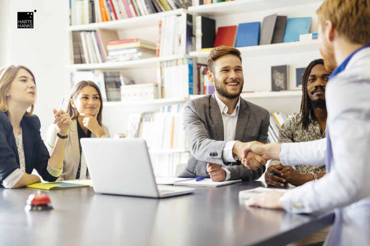 hartehanks's tweet photo. The new era in pipeline marketing is here. Break free from the days of focusing on how many leads you generate. Read more here: https://t.co/ylGppaoqj4 #DigitalTargeting https://t.co/XQpw7thWtS