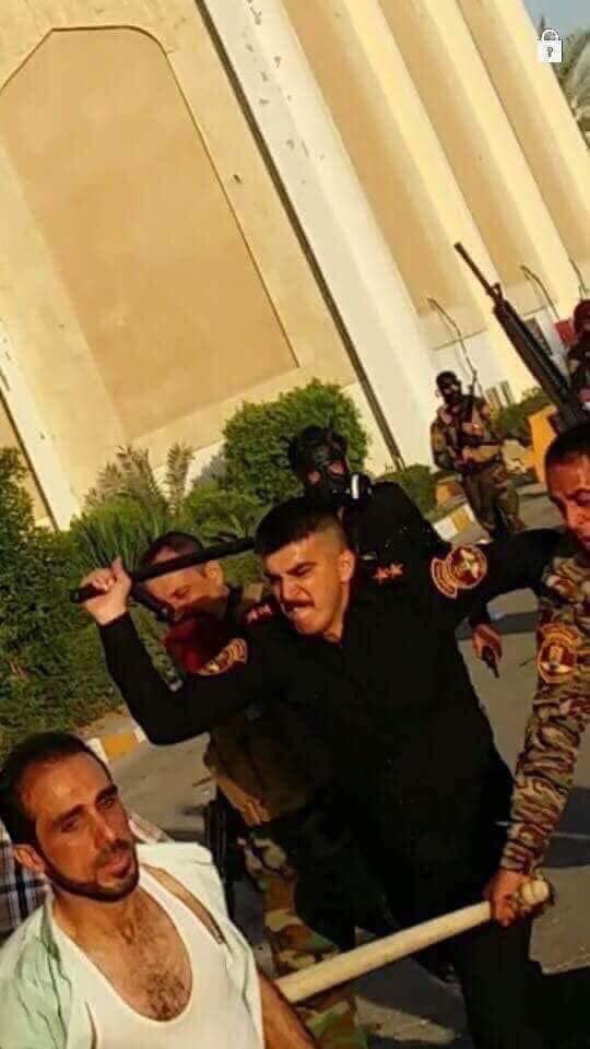 Dhaferthamer1's tweet photo. Hello world, there are people making revolutin now , in lraq! Show your support for right of lraqi people to protest Peacefully! #Save_the_Iraqi_people https://t.co/hLj1MMJHH2