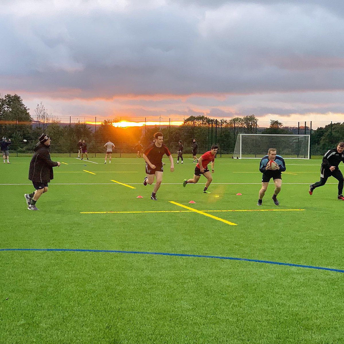 DHTransport's tweet photo. Cracking short but sweet training session tonight for
@Beddaurfc 1st team squad
πππ ππ
#3gpitch #trainingfacility #bryncelynnogcomprehensiveschool #beddau #beddaurfc #rugbytraining #rugbygram #trainingsession #rugbyunion #wruchampionship #greenandgold ππππ https://t.co/VBhqBvrfKd