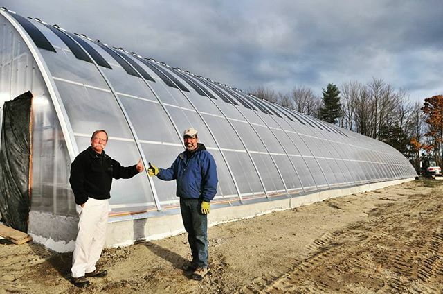archsolar's tweet photo. It's all smiles and 🌱with #archsolar #getgrowing #growyourown https://t.co/DiVZwYgV3T https://t.co/6ACsWF2sJS