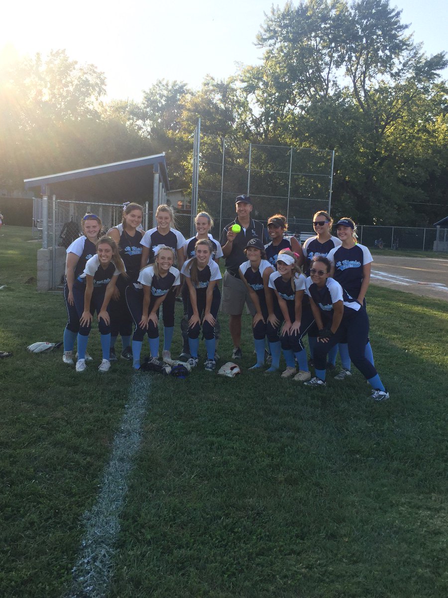 SCHSsoftball1's tweet image. Pirates close out McCluer North in 5 to push our record to 10-9 on the season. Coach Jones celebtated his 97th win as head coach becoming the program's all-time wins leader. #1ness