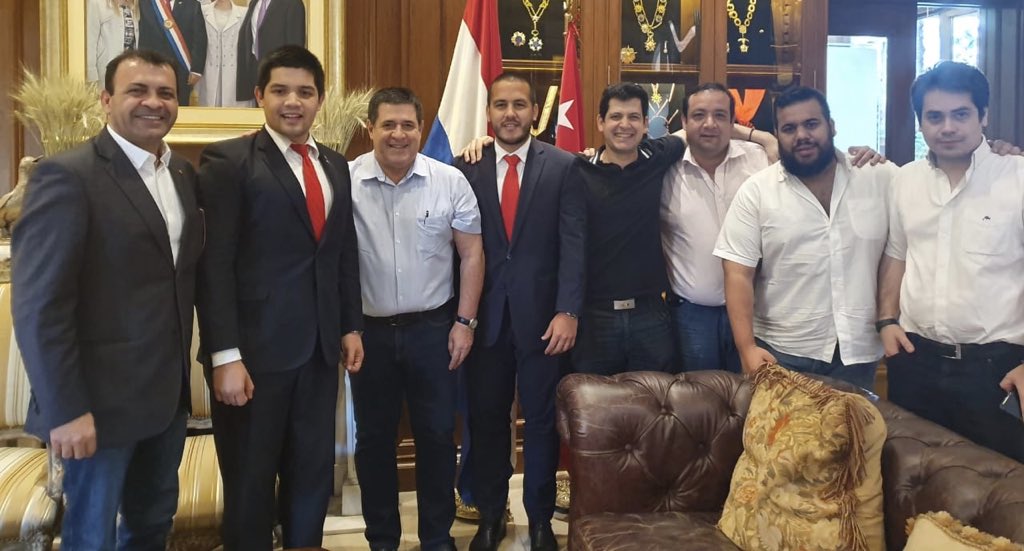 Visitamos al líder con nuestros candidatos para la Comisión Central de la Juventud...#JovenesConHonor
#Chechito2019