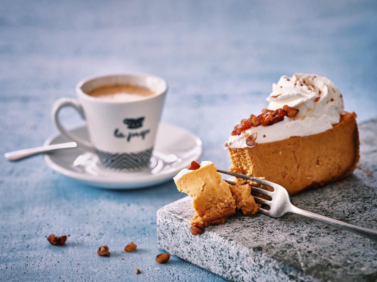 laprepcom's tweet image. First day of October marks the beginning of pumpkin season! 🎃 Grab a 🍰 of pumpkin cheesecake by the @Cheesecake Factory at any La Prep location and add a double shot of espresso for just $2.00! 
Limited Time Offer #LaPrep #LaPrepSocialBistro