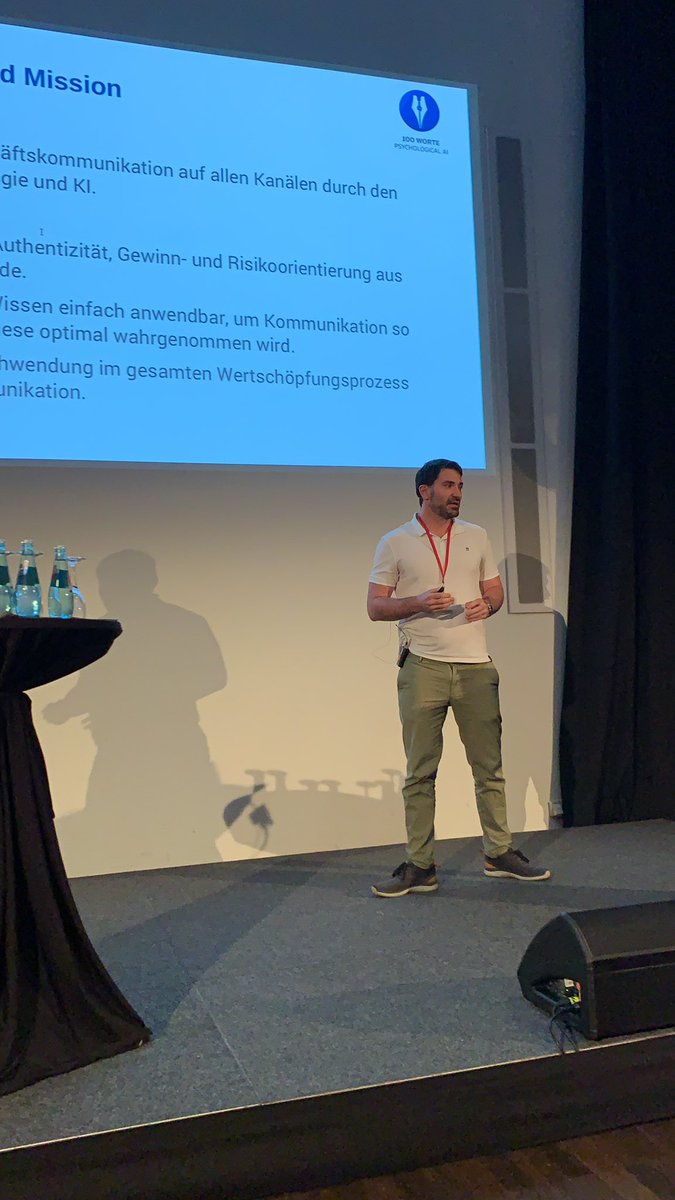 spitzmichael's tweet image. Simon Tschürtz from @ 100_Worte is the next guest and introduces a psychological - based on the latest social psychological research combined with innovative methods of #AI - to capture the personality of a person from his texts. @BtTowers #BtT #mainincubator