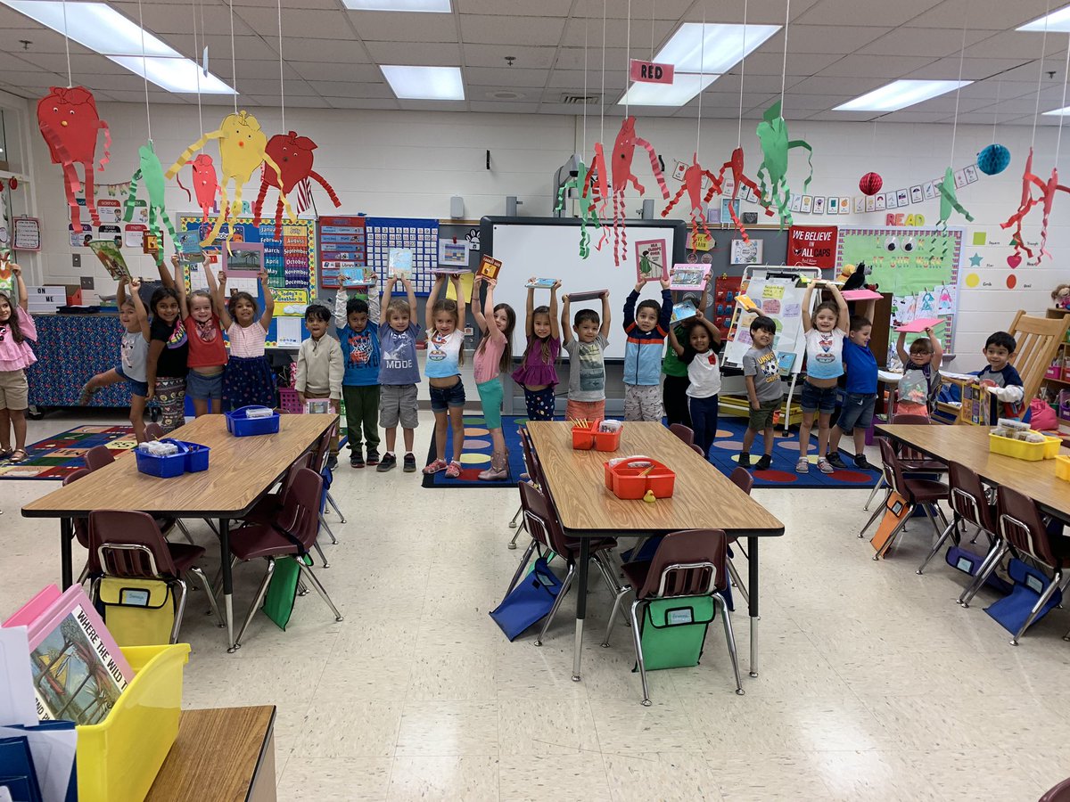 Shannon White tweet media