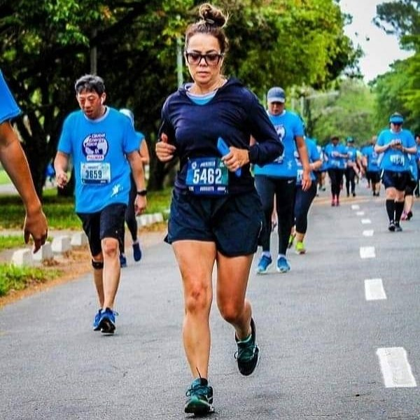 Cla_andriott's tweet photo. "NUNCA FICA MAIS FÁCIL, VC É QUEM FICA MELHOR "  

Jamais deixe que o "difícil" possa te vencer!
#saude  #emformaaos57  #atitudeboaforma  corridinha master 👊🏻👊🏻👊🏻 https://t.co/ErBVRuiHYF