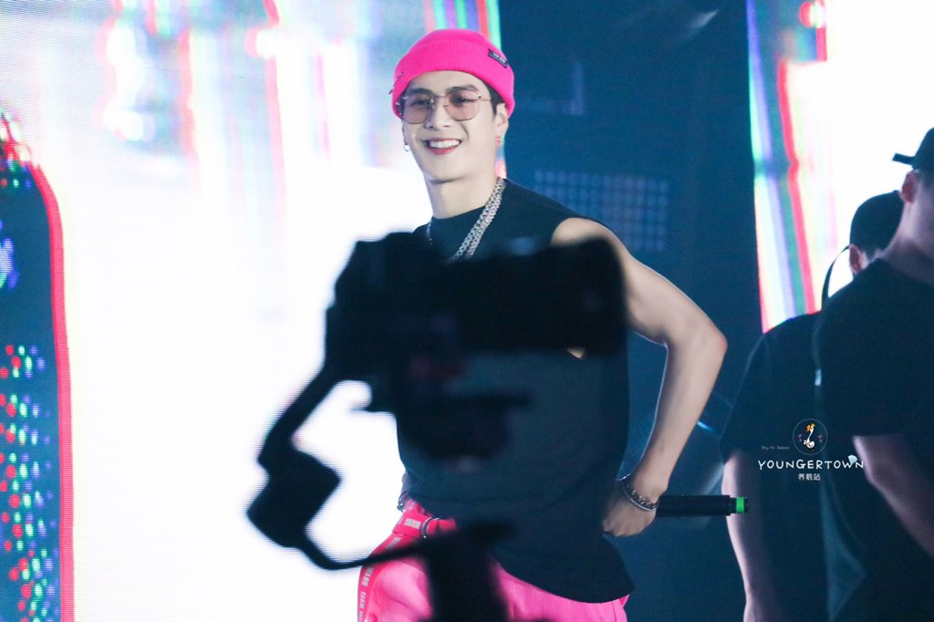 YoungerTown's tweet photo. ⁠#jacksonwang #王嘉爾 #잭슨 #teamwang #JacksonWangOXYGEN #JacksonWangBimmerRide #JacksonWangDIFFERENTGAME #MadeIt #JacksonWangFENDIMAN #JacksonWangDAWNOFUS #JacksonWangOKAY  #JacksonWangPAPILLON #generation2 #Fendiman #got7 #jyp #kpop #갓세븐 @JacksonWang852 https://t.co/mXHNid5Kxt