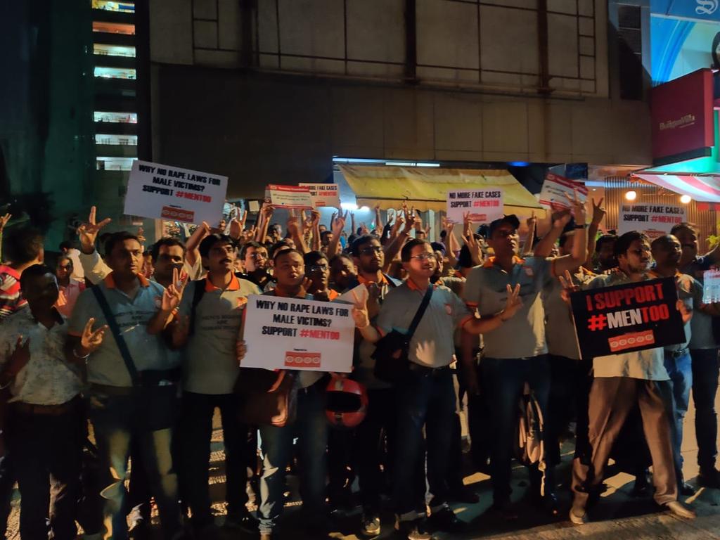 mra_vinod's tweet photo. @ManishMGupta
@AkshayeOfficial
#FakeCases
#fakerape
#Section375
#section375review
@OfficeOfRSP u have to must watch this movie for changes in law on #rapecases https://t.co/rQmrVGsYXG