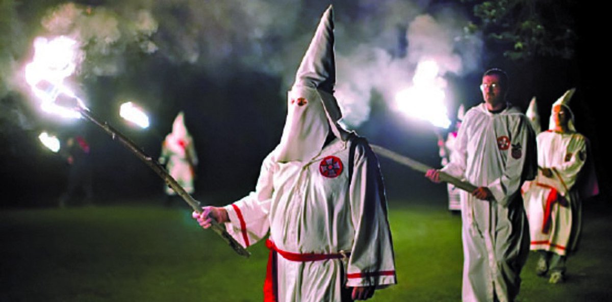 Wolframio74_'s tweet photo. 1. Girona
2. Alemania nazi
3. Ku Klux Klan en Louisiana
4. Corea del Norte https://t.co/lXAun83Rww