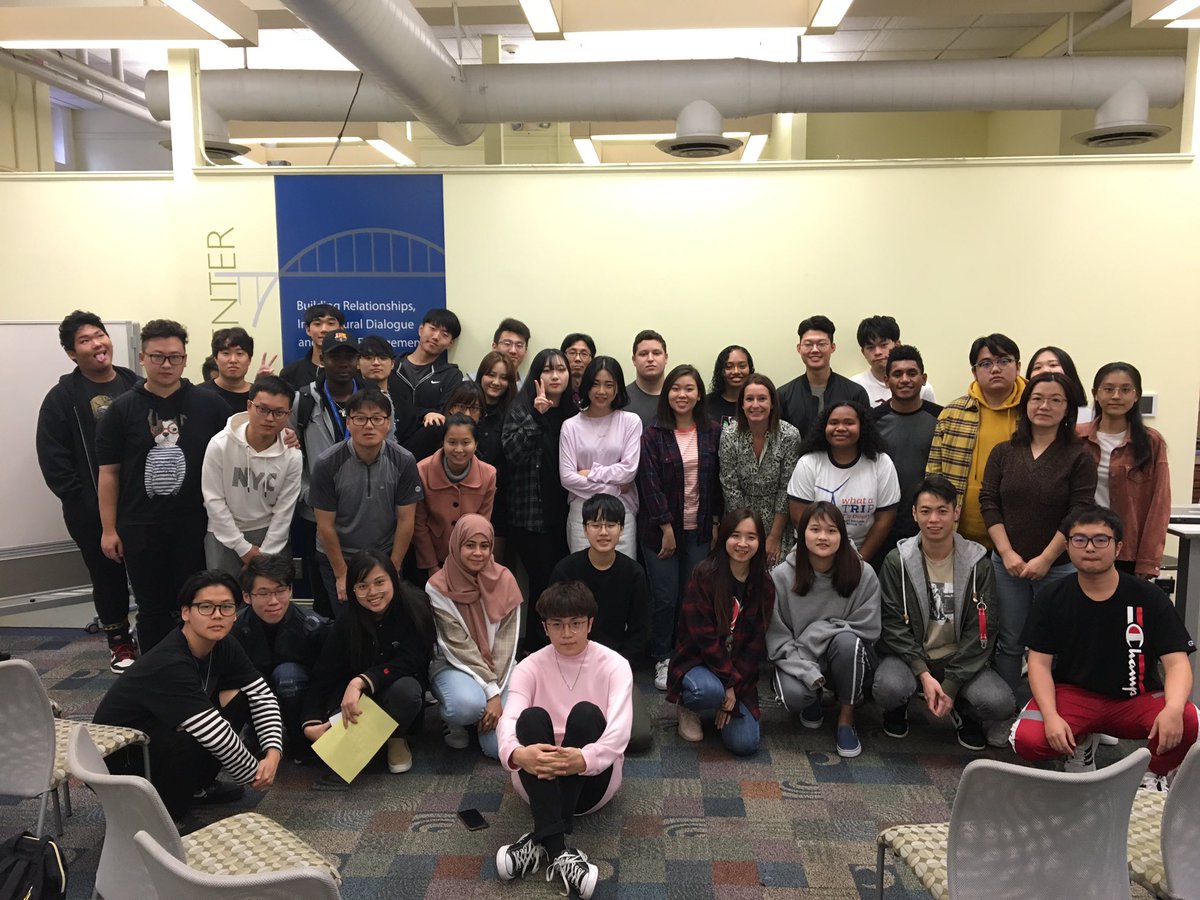 JWUPVDConduct's tweet photo. It was great speaking with ESL students today regarding Academic Integrity and expectations! https://t.co/ngHLjuIooO
