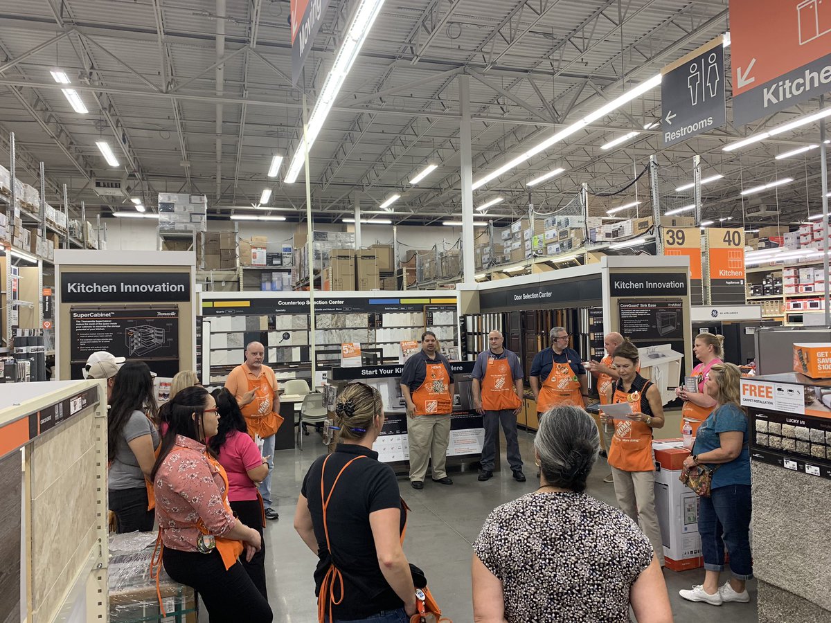 JakeMcCordUSMC's tweet photo. Supporting flood recovery efforts at #6523 Porter, TX after Tropical Storm Imelda #OneTeam #TexasMakeoverTakeOver #HybridProgram #Just149 #FloodRecovery @LReney_tx @RonSerpaio @scottwhiteHD @ColeenMarritt @Dana_HDI_HTX @THDJoey @DandmanH @PamelaThd https://t.co/yU8bDbKtsh
