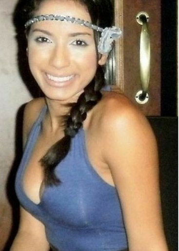 nittalari's tweet photo. Você tem 15 segundos para dar RT na Anitta da sorte ou 2021 vai ser pior que 2020. Eu não tô brincando https://t.co/39L2aUt3LB