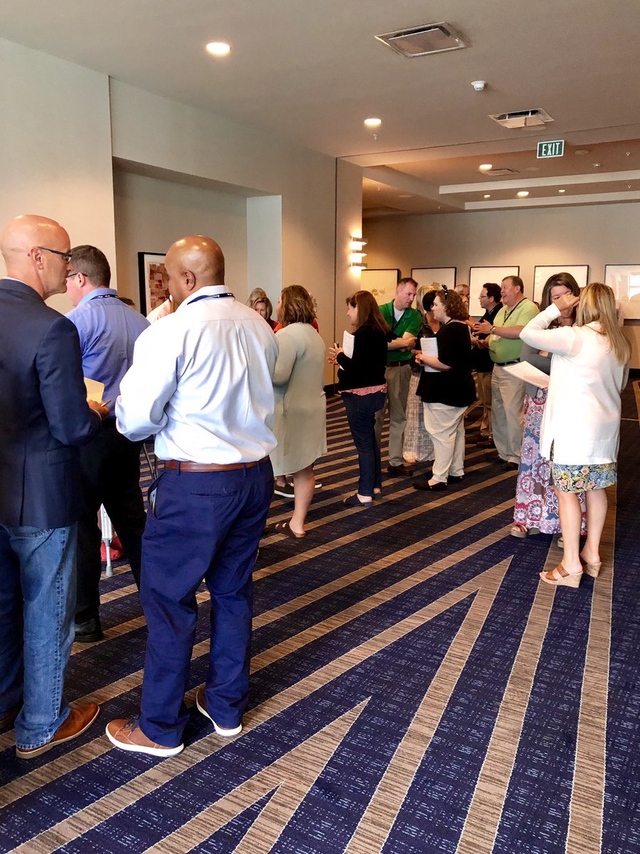 DrShannonKing's tweet photo. Powerful conversations using the El Paseo activity. #UnderstandingIdentity #4CsLeaders #PortraitOfAGraduate4AllLearners https://t.co/cGuMkgOcva
