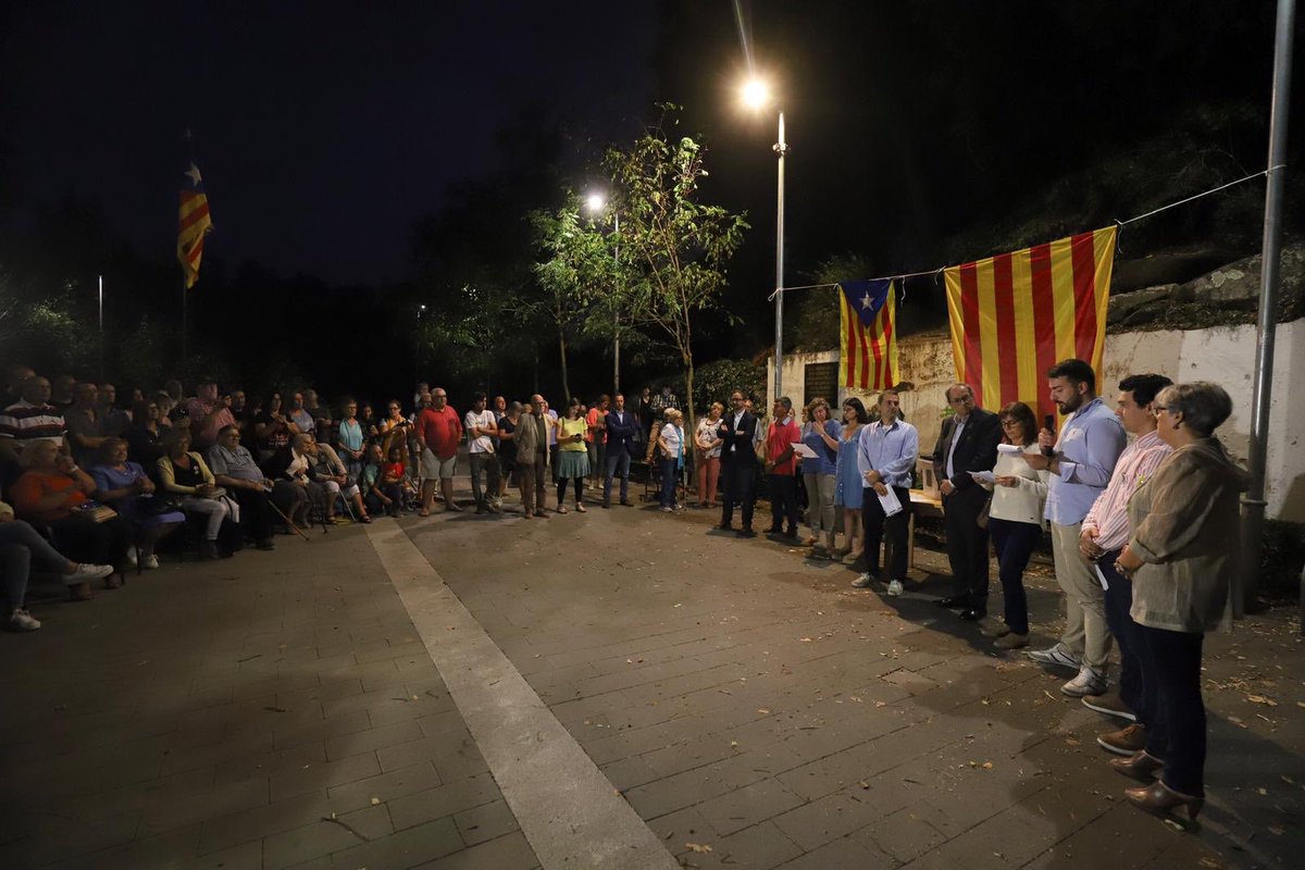 QuimTorraiPla's tweet photo. L’#1Oct tots vam veure les imatges de la brutalitat policial a Canyamars i a tants altres pobles petits del país. Avui hi he anat, dos anys després, en homenatge a la seva valenta resistència a favor de l'autodeterminació i la independència. Endavant! https://t.co/7IFZ9QCUla
