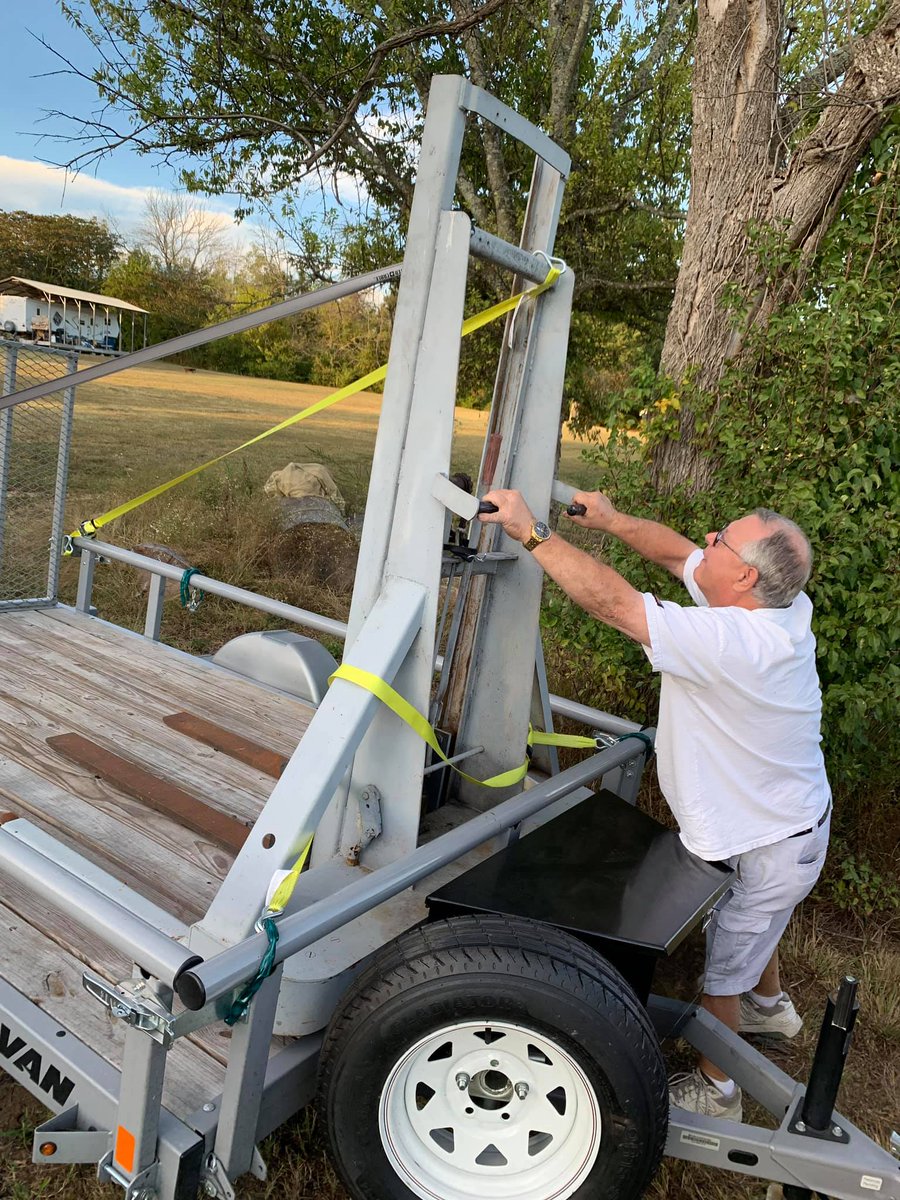 God can provide even a pallet jack! Thankful God meets the needs of those in the USA/Canada churches and their ministries! facebook.com/permalink.php?…