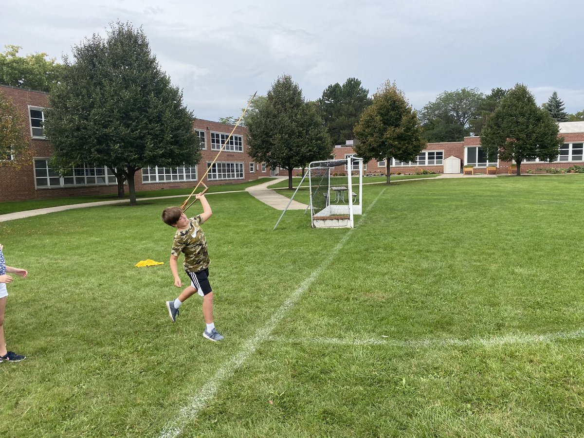 Intense hunter-gatherer action shots. Bringing Dar and prehistory to life. I think I’d survive in the wild with this crew! ⁦<a href="/LakeForestSD67/">Lake Forest School District 67</a>⁩