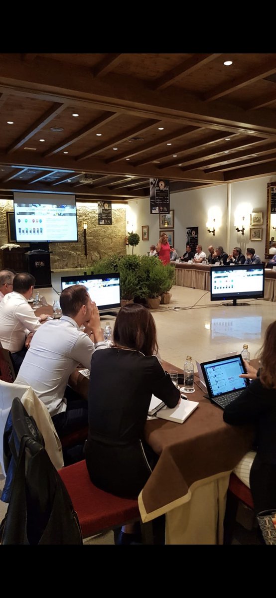 ip_consultoria's tweet photo. La semana pasada disfrutamos muchísimo hablando de la importancia de las personas en la #TransformaciónDigital 😁Muchísimas gracias @df_server por confiar en #ideasPositivas💡 #cambiandoelmundo #tecnología #dfserver https://t.co/mvrTEOLut7