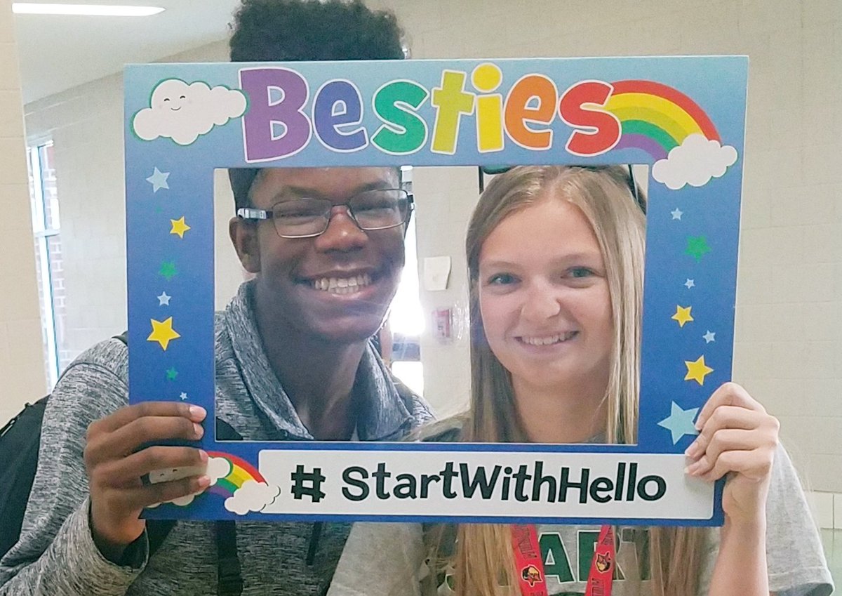 StartCounselors's tweet photo. Start High School sometimes all it takes is a simple hello! #startwithhello #SandyHookPromise #tpssmarts #tpsproud https://t.co/l80t01kol0
