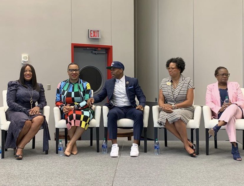 nbmbaahq's tweet photo. Shoutout to our attendees for sharing their experience at Conference! What a fantastic week full of career development opportunities. We’re already looking forward to 2020! 🙌🏽
.
#transcendpowerofyou #nbmbaa #theblakcmba https://t.co/cs0RBqrAAI