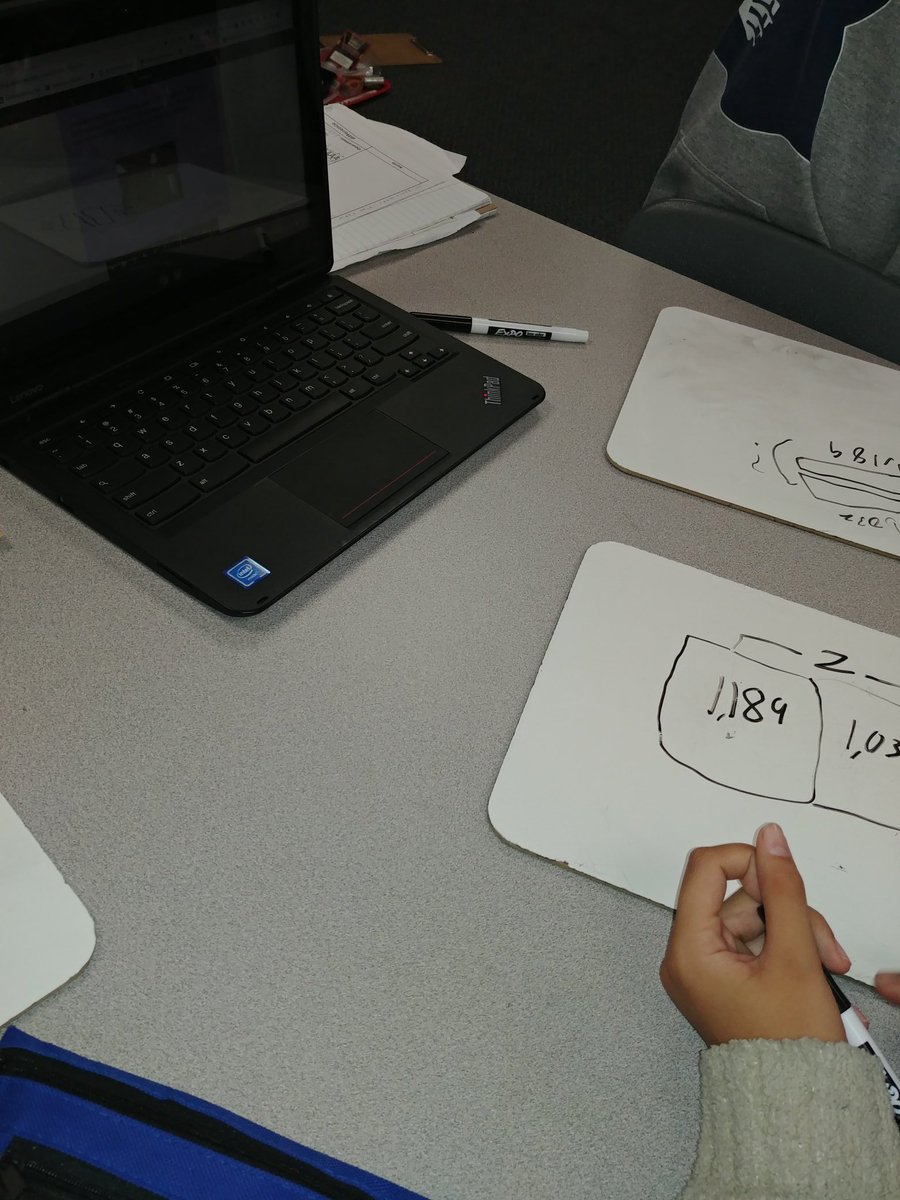 KKgrade4's tweet photo. Classflow group work! Love all the great math conversations my students are having! #CFISDspirit #pumapride @PostmaPumas https://t.co/hbZautzHsn