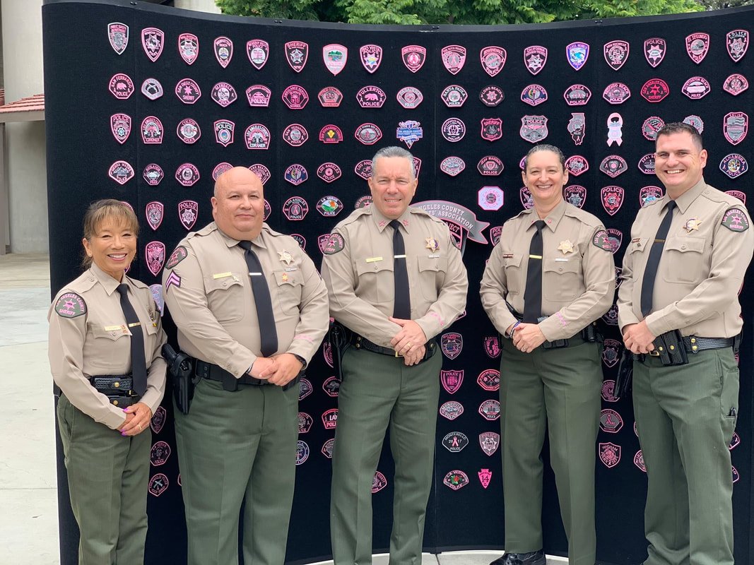 LACoSheriff_33's tweet image. Today marks the start of #breastcancerawarenessmonth! Reminder that #LASD deputies can wear the #PinkPatch on their uniforms. Get your pink patch today bit.ly/2ohbOnl! Proceeds from patches will be given to City of Hope to aid in the fight against breast cancer #SheriffV