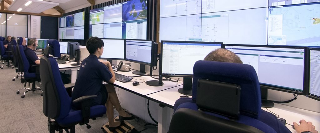 Natural_Power's tweet photo. Our ControlCentre at the Greenhouse head office really sets us apart so we want to highlight this resource as part of #SREF19 and #MyRenewableStory https://t.co/uyx8qSG2cT https://t.co/HIsMjrXXxi