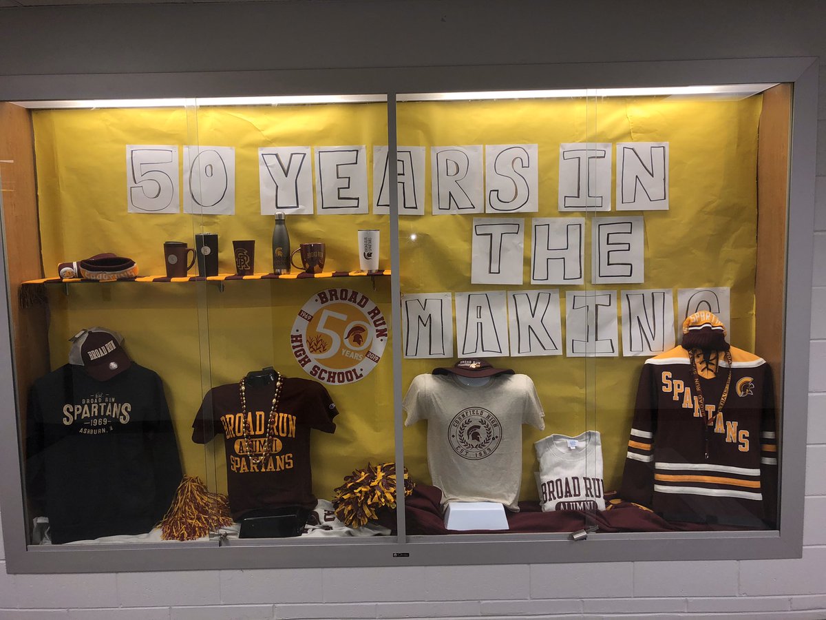 Our Favorite Display??? There’s no question: our 50th Anniversary Homecoming Display takes the crown!
#DECASBEWeek