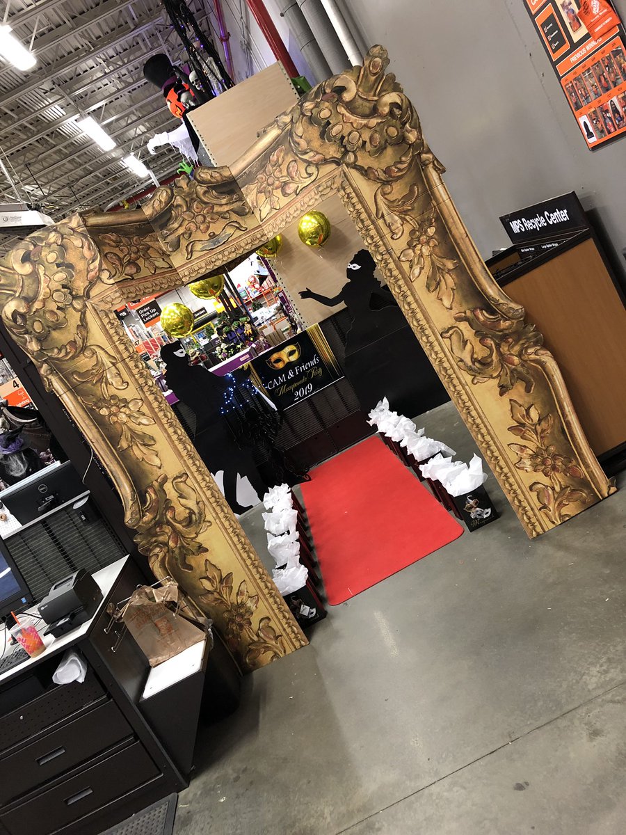 JaimeSheiner's tweet photo. CAM and Friends Kick Off #store1281 #day1 #coffeeanddonuts @noelia_pina2 @kristin_traina @SultanaTHD @JosephSEdwards @mikecabrales_hd @DavidRivera726 @MsCarly_HD @Perrelli_45 https://t.co/Id8SBS9pIc