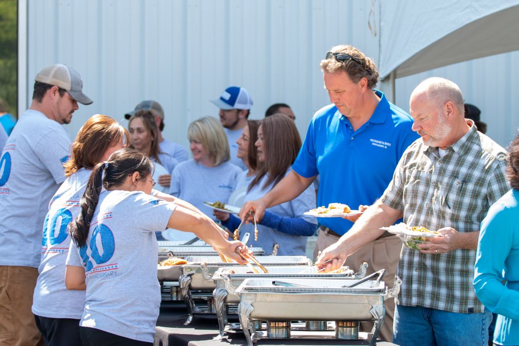 Miura_Steam's tweet image. Time flies when you&apos;re manufacturing top-quality steam boilers that lead the industry in safety, efficiency, and reliability!

Last week, our team celebrated 10 years since the opening of our manufacturing facility in Rockmart, Georgia.
