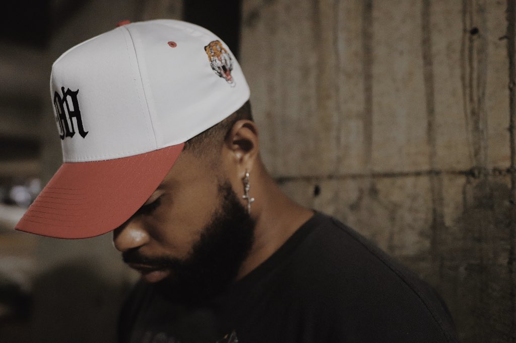 evsypeso's tweet photo. Twitter, I need ya help... help me get this hat on some tigers players, fans, and coaches this year.

“ODE TO MEMPHIS” 
HAT x @pesothebrand 

https://t.co/o3SRRflZq9 https://t.co/4Im2nhWwQo