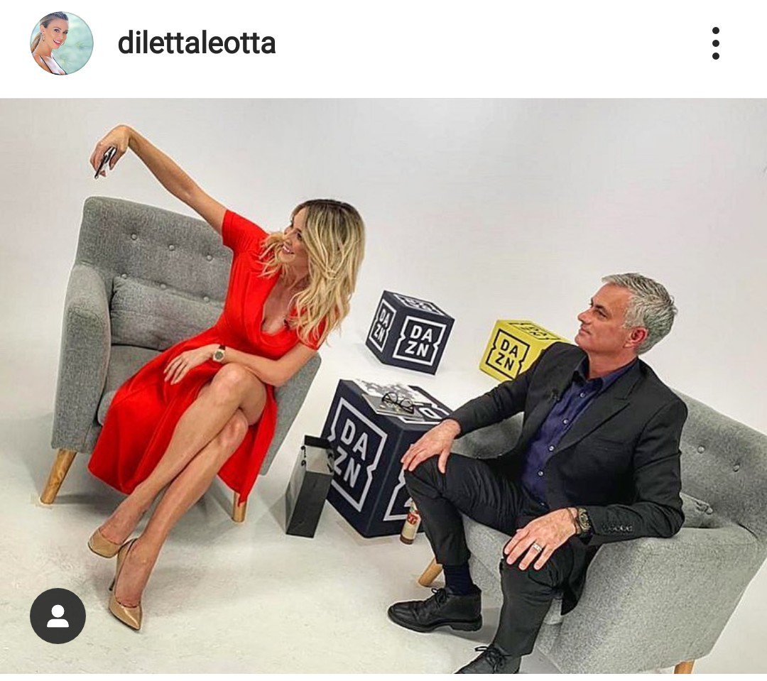 Piero イタリアのdaznレポーター ディレッタ レオッタ Dilettaleotta のインスタ見た すてきな人で歴戦の猛者もこの笑顔 しかしカモラネージの顔はアウト T Co Zkces2x6kj Twitter