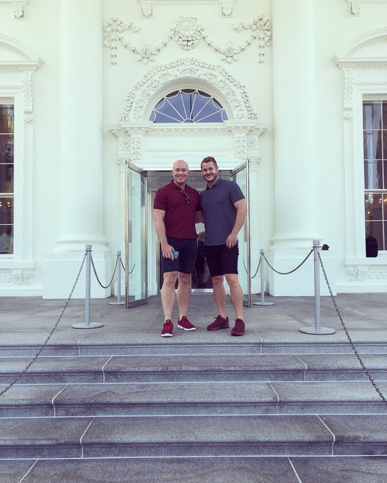 The White House was lovey! Security Sign: NO Guns, NO Bombs, NO Whistles https://t.co/481zhTouXb<a href="/tag/newprofilepic"class="tags"><span>#newprofilepic</span></a>