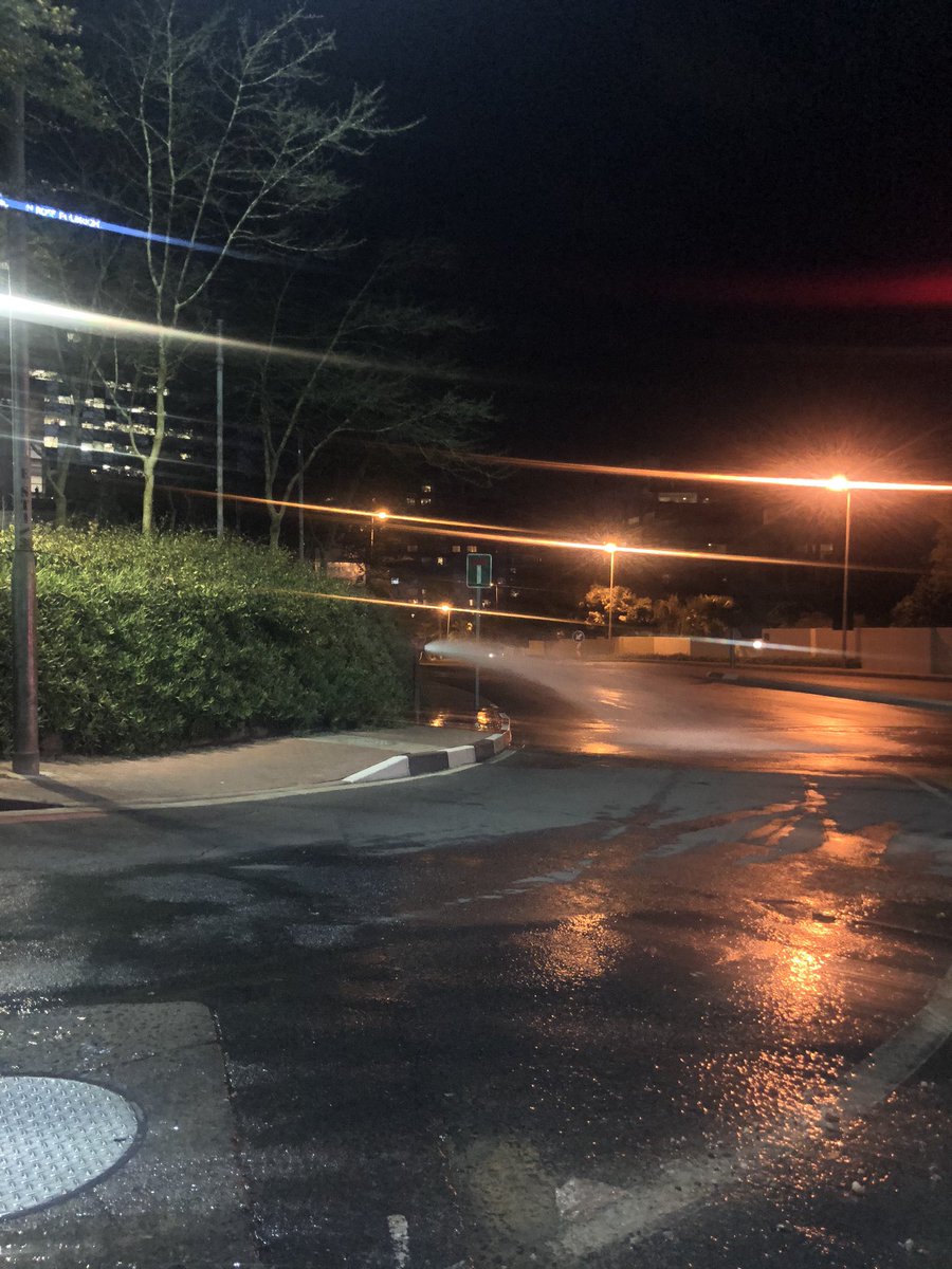 kategoliath's tweet photo. Hey @JHBWater this is a problem. Water streaming out cnr of Fredman and 5th. https://t.co/3iSlAK7r4M