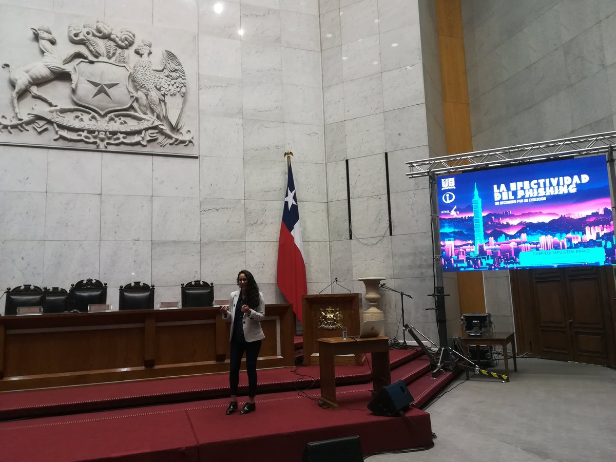 informaticaUSM's tweet photo. "La efectividad del Phishing: un recorrido por su evolución"
@gabitak9 representando a la @usantamaria en el II Seminario Internacional de Ciberseguridad.
👉 https://t.co/FTB8tea7B8 🔝
@MesdelaCiberse2 #DIUSM #UTFSM #USM #cibervalpo2019 #ciberseguros #inciber #informática https://t.co/u2jqX63Go5