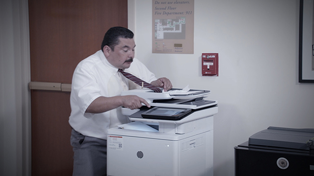 SAP_Catalina's tweet photo. Tune into @JimmyKimmelLive tonight to see how @SAP helps improve employee experiences at the show. Jimmy Kimmel Live! airs weeknights 11:35|10:35pm CT on ABC #KIMMEL #TheBestRun https://t.co/2LPNSuyFKh https://t.co/vR4jAHpZKU