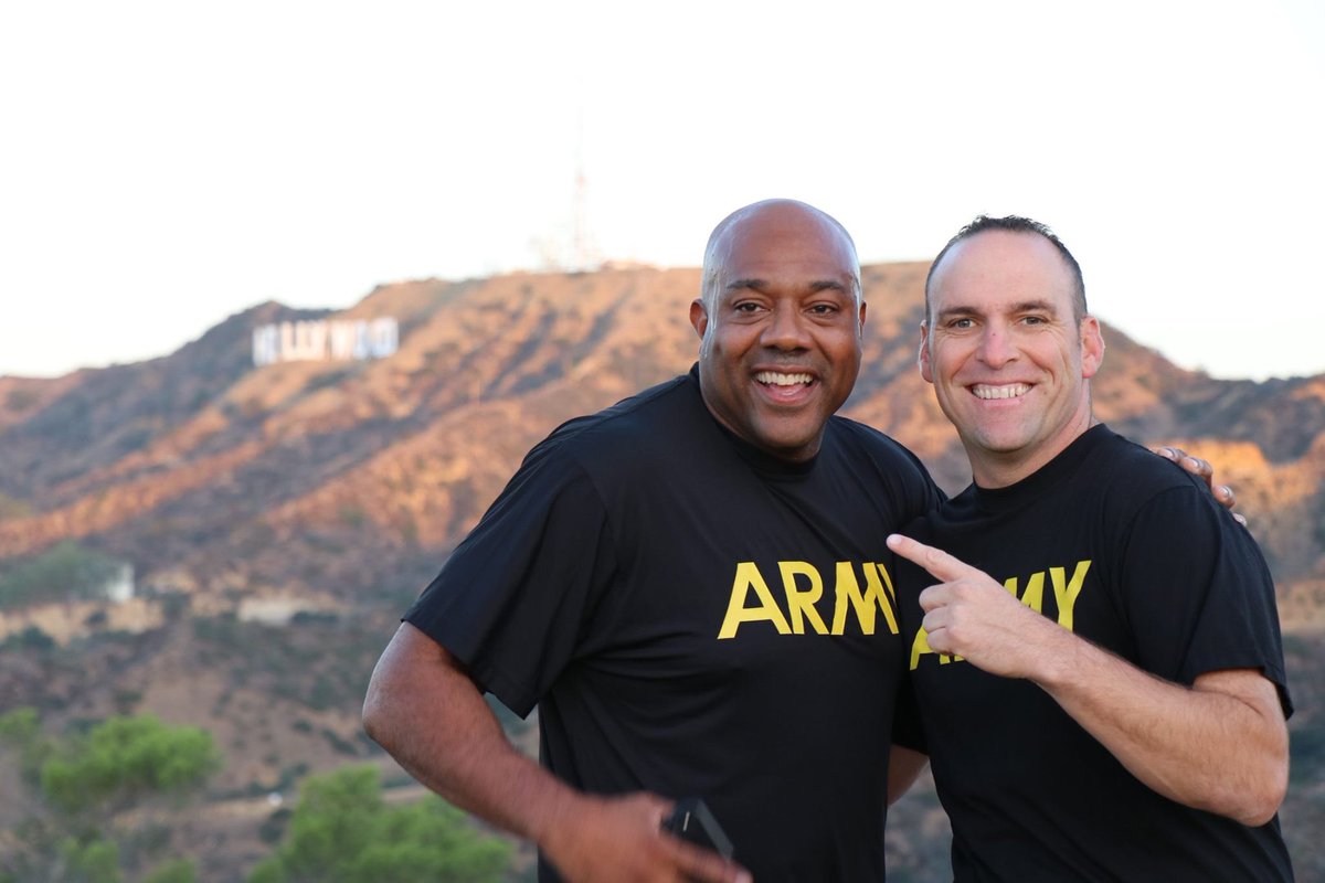 USArmyLA's tweet photo. This morning the #RoughriderBattalion kicked off fiscal year 2020 with an early morning hike in iconic #hollywood style! #puteminboots https://t.co/H3ugKVwSBK