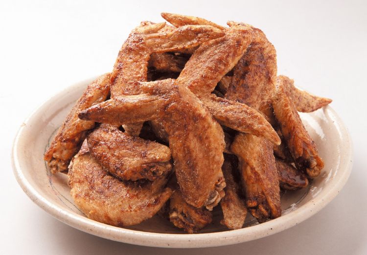   #DailyJapanEats:   #WOWJapan With Five Nagoya Restaurants Which Serve Delicious Tebasaki (Fried Chicken Wings), One Of The Most Famous Examples Of Nagoyameshi (Nagoya Cooking).  #名古屋めし   #手羽先  #名古屋手羽先   #名古屋 https://wow-j.com/en/sp/All...