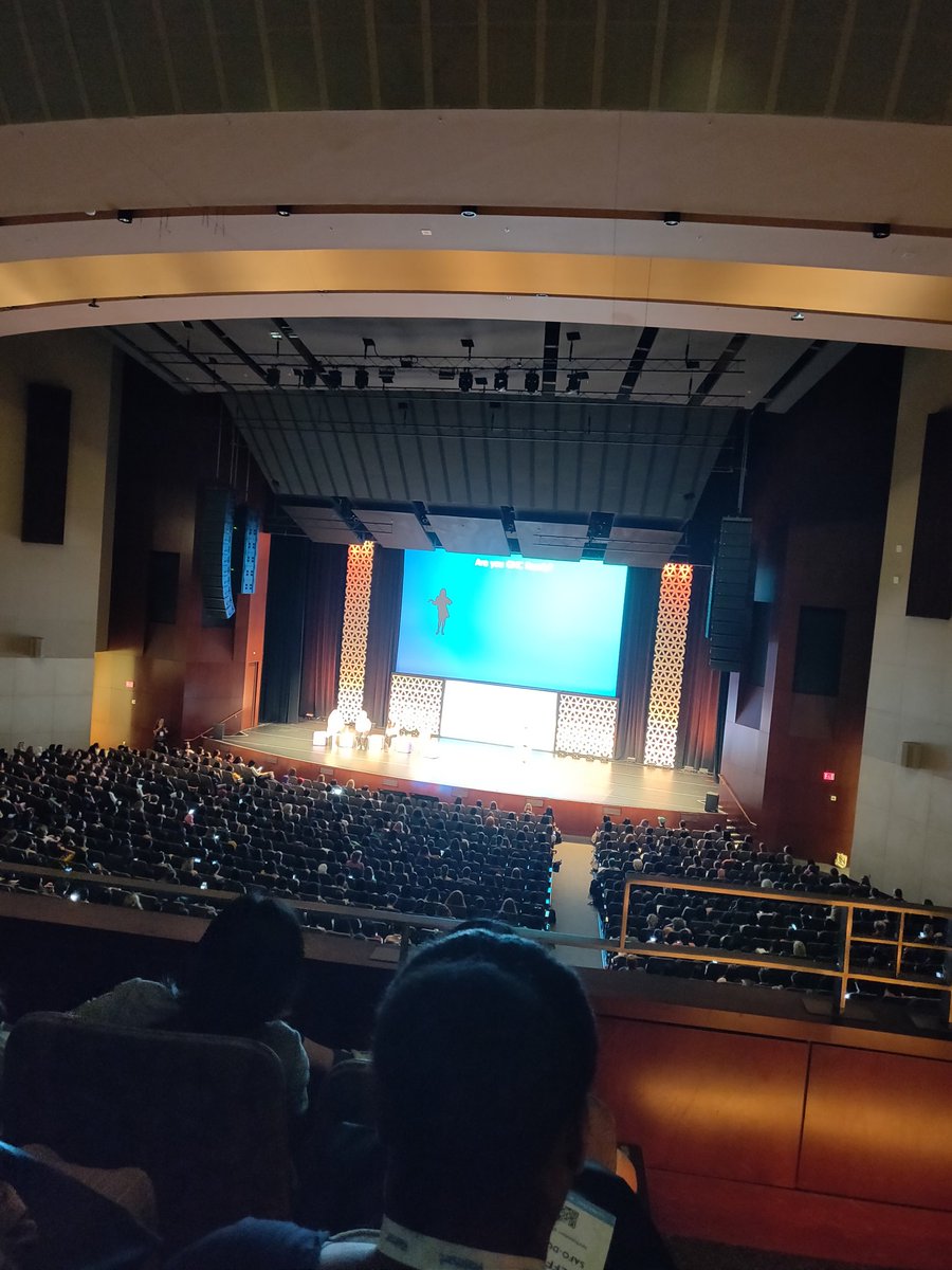 _ayahska's tweet photo. GHC First timer orientation #GHC19 #October1st https://t.co/AbwaaOdkKr