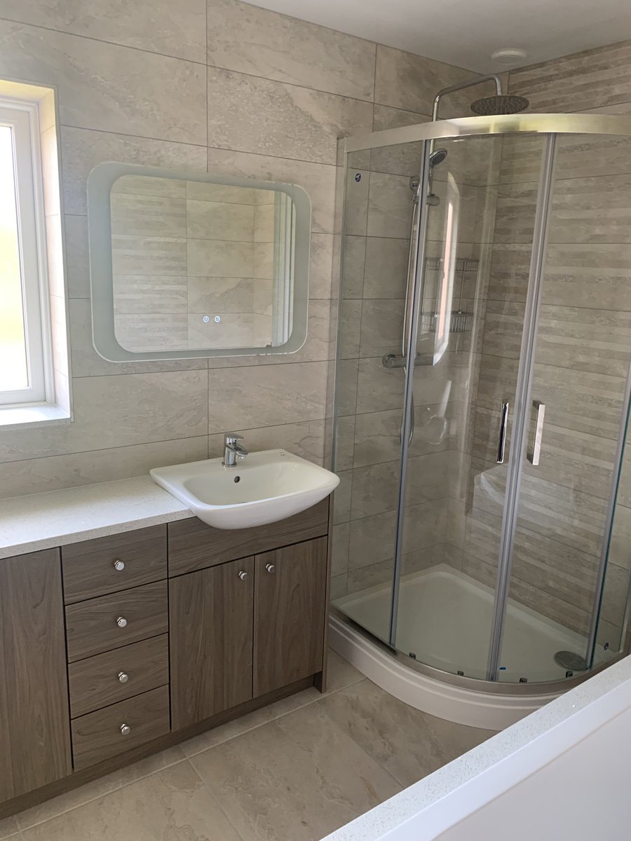 DavidHowe2665's tweet photo. #Naturebone #Tiles from #CTD recently installed. #Tiler https://t.co/jYivJWqbNR