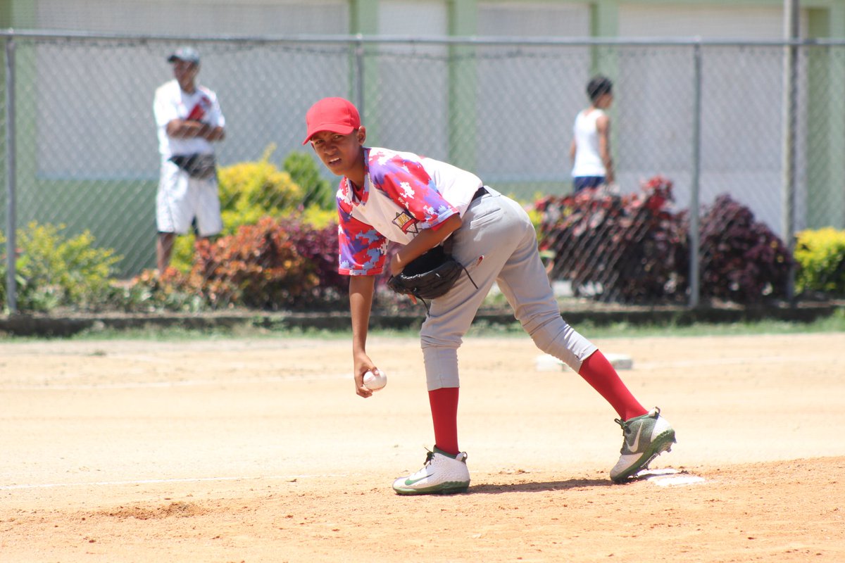 AraguaPL's tweet photo. Apl Kids: Gold Prospect 9 x 0 JVR Aca.
Jornada: 01/10/2019. 
PG: Luis Aristigueta PP: Freddy Hernandez 
JMV: Jesús Alvarado 4-3 1CI. 
📷: Hely Daniel Rodriguez. 
https://t.co/tx1yMc4Kuj
#Baseball
#Aragua 
#SomosAPL https://t.co/HVm7Lhi85o