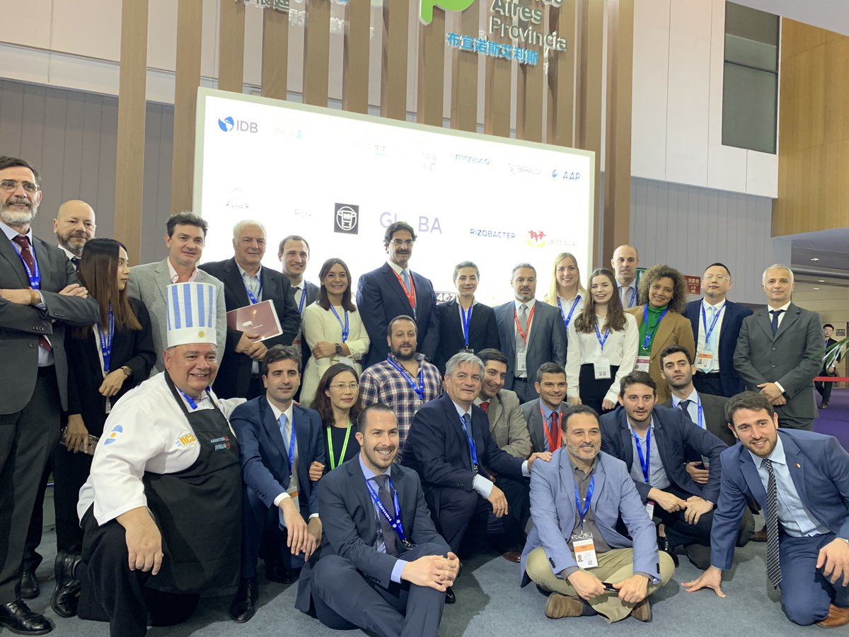 GLOBA_PBA's tweet photo. Las 20 empresas de la provincia de Buenos Aires que participaron de la 7ma Feria de Agricultura de Sichuan #SAE2019, tuvieron durante los 4 días de feria varias reuniones de trabajo con posibles compradores chinos. 

¡Gracias a todas por acompañarnos! #GLOBA @BAProvincia https://t.co/dagQ8x7t19