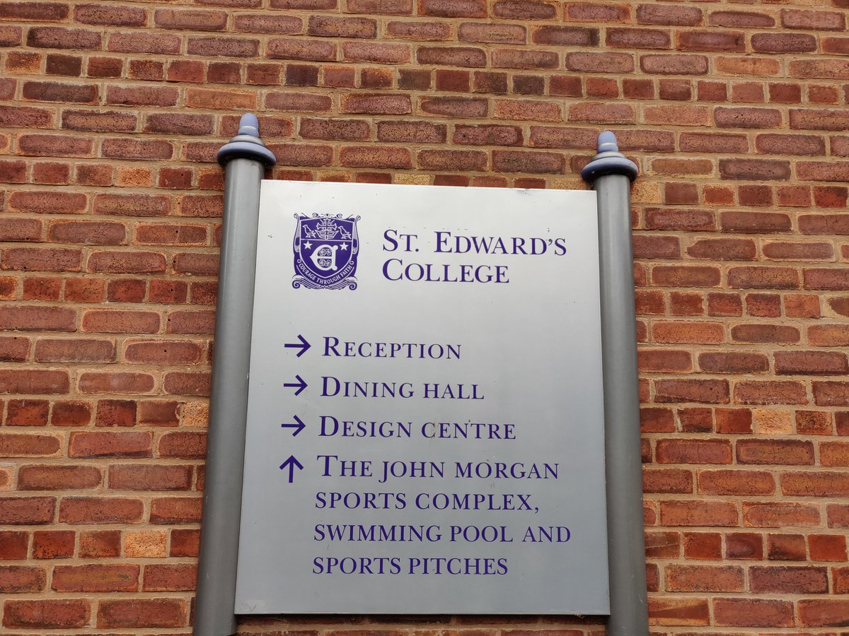 MarkChew1's tweet image. Positive visit to 3 Liverpool schools this evening De La Salle Academy, Redbridge High and the very impressive St Edwards College @SchoolLettings