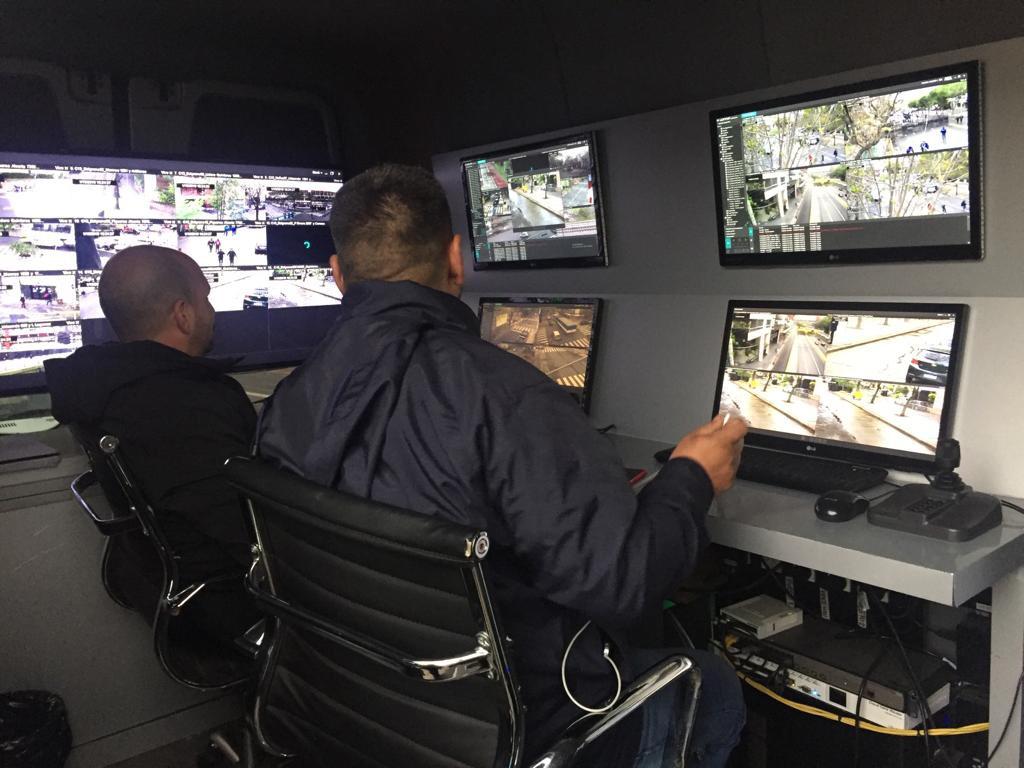 Quedó abierto el ingreso al estadio de River para presenciar el Superclásico, luego de la AGC realizó la inspección del mismo.
<a href="/diegosantilli/">Diego Santilli</a> <a href="/leograndinetti/">Leonel Grandinetti</a>