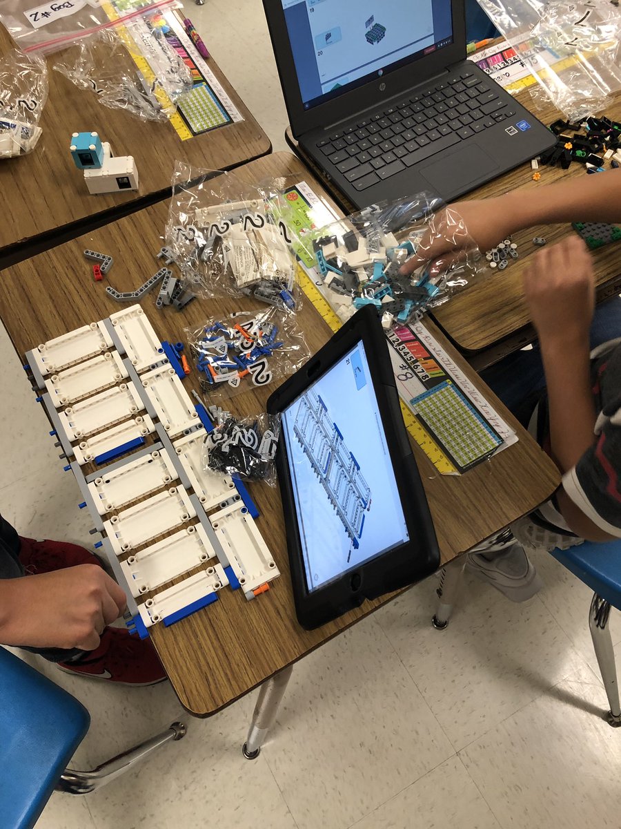 TCUCasey's tweet image. @NISDCarlosCoon robotics in full swing!  #nisdrobotics @NISDElemScience @MarkGarcia0569 @CGibson128 @shavanrae679 @Patty_SBahn