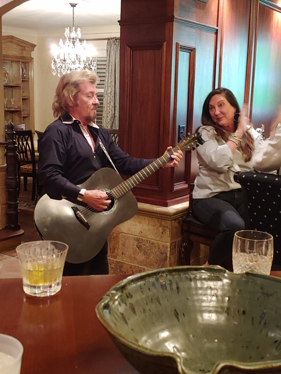 rgrimsley2's tweet image. I met Jerry Phillips at my buddy&apos;s (Fred Edmiaston) home in Memphis saturday night. Jerry is Sam Phillips son from Sun Records. Sam basically discovered Elvis. He shared some stories &amp;amp; entertained us with a few songs. Great time