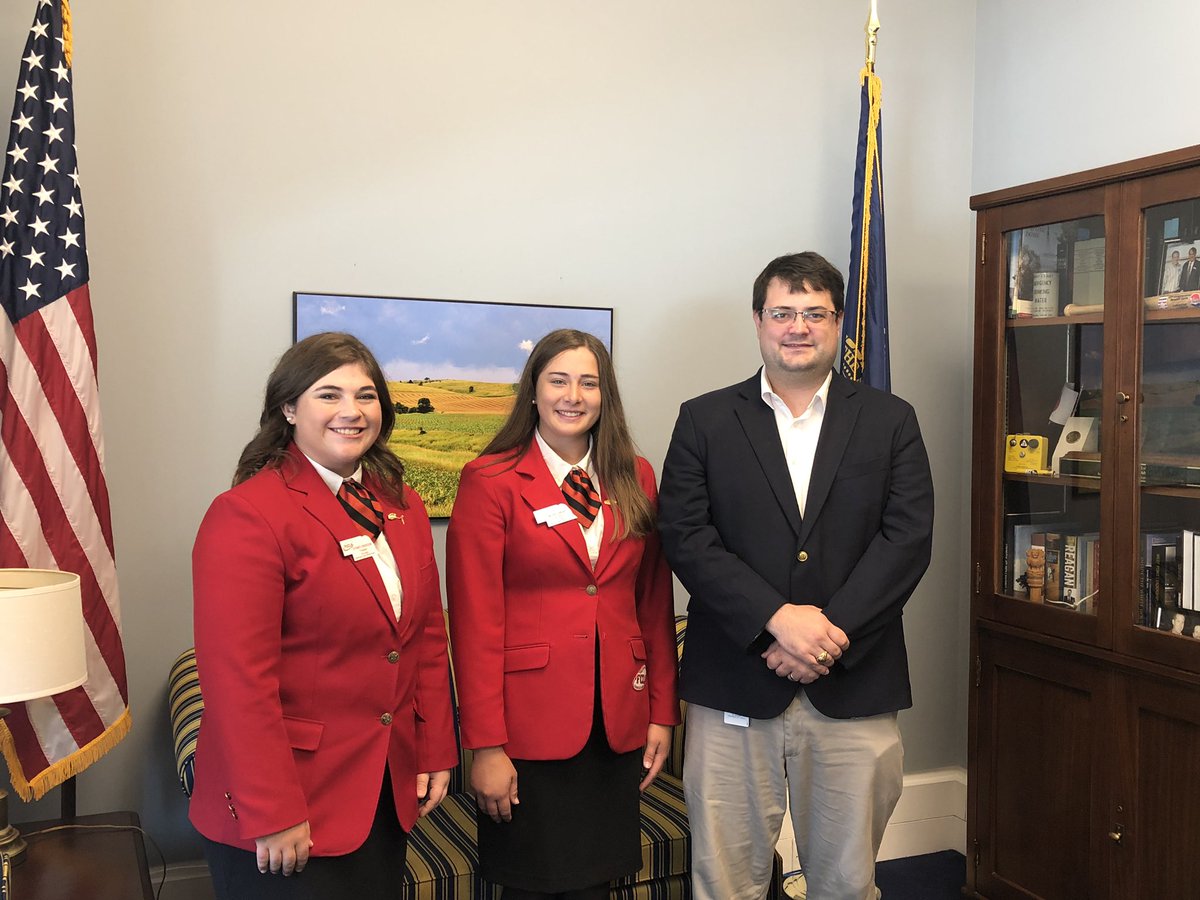 NebraskaFCCLA's tweet photo. Thank you @RepAdrianSmith staff for your support of FCCLA, Family and Consumer Sciences Education and Career and Technical Education! #capitolleadership #Isupportcte #yourstoryourstory #nefccla #nebraska https://t.co/LPpElCBp67